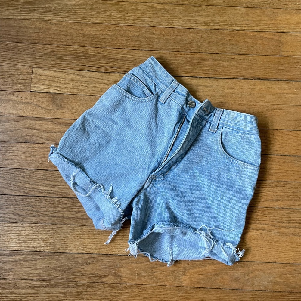 Vintage High Waisted Guess Jean shorts